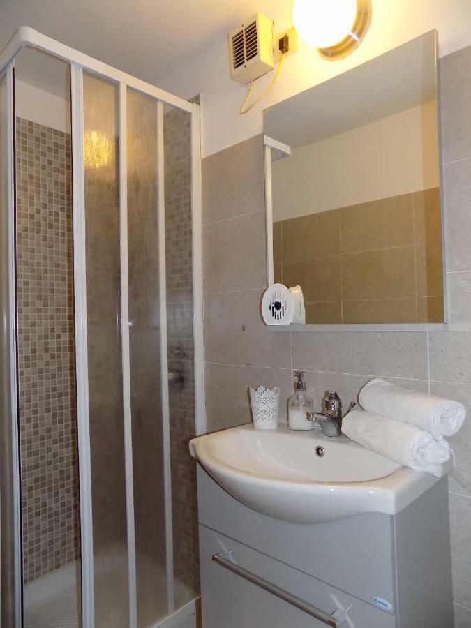 Apartamento Valentino Turín Exterior foto